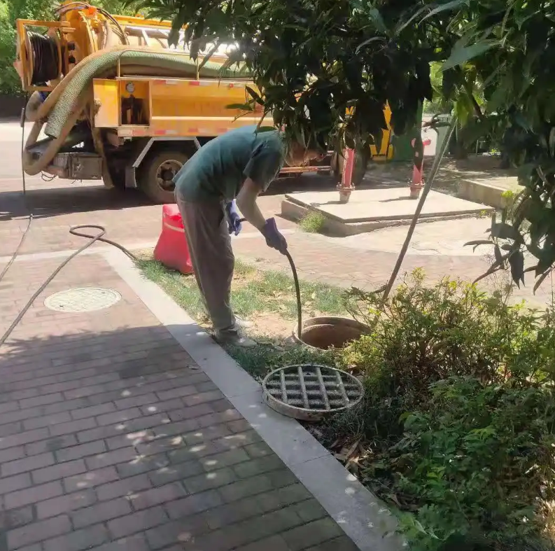 平原市政排污管道清淤疏通——专业团队，让您全程省心！